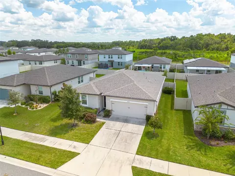 38662 Finn Clover Ln, Zephyrhills, FL 33540