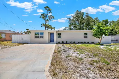 1235 Stockton Dr, Clearwater, FL 33755