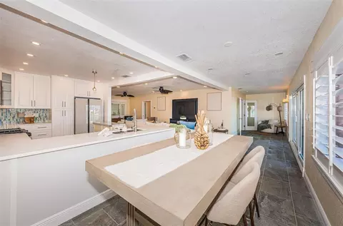 Dining - 14223 E Parsley Dr, Madeira Beach, FL 33708 photo 3 of 4