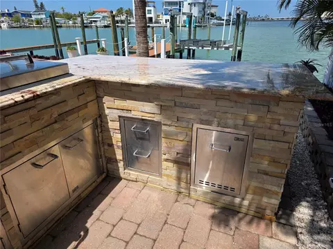 Kitchen - 14223 E Parsley Dr, Madeira Beach, FL 33708 photo 9 of 10