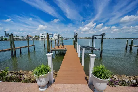 View/Area - 14223 E Parsley Dr, Madeira Beach, FL 33708 photo 3 of 6