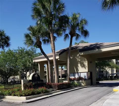 13626 Greenfield Dr #309, Tampa, FL 33618