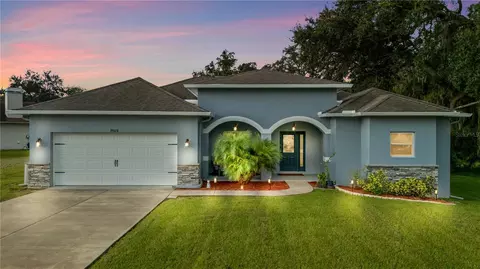 35328 Lake Edward Dr, Zephyrhills, FL 33541