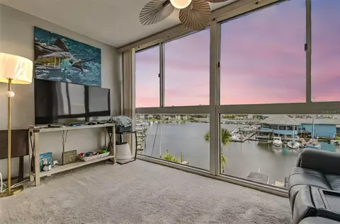 4939 Floramar Ter #414, New Port Richey, FL 34652