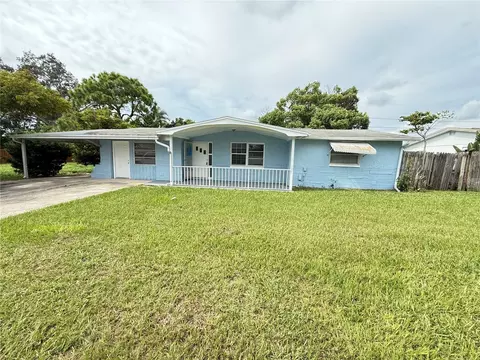 4233 Darlington Rd, Holiday, FL 34691
