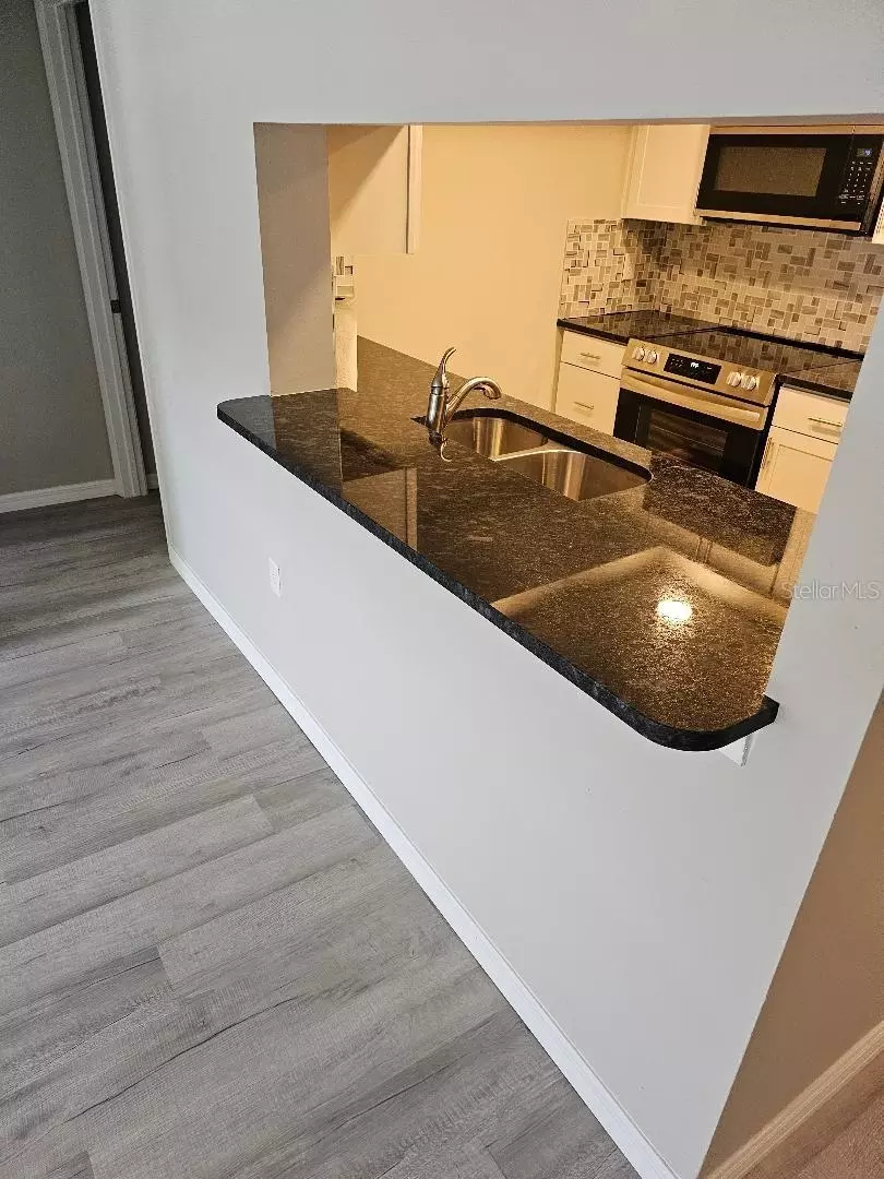 Kitchen - 2587 Countryside Blvd #6207, Clearwater, FL 33761 photo 2 of 3