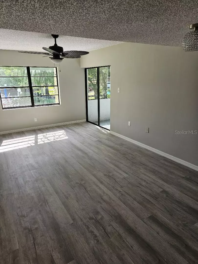 Living - 2587 Countryside Blvd #6207, Clearwater, FL 33761 photo 1 of 3