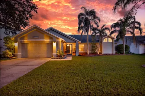 10406 Crestfield Dr, Riverview, FL 33569
