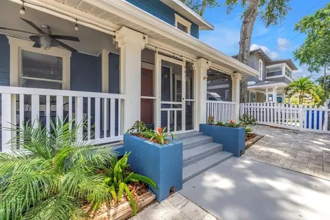 941 Granville Ct N, Saint Petersburg, FL 33701