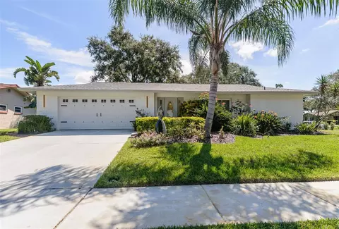 1137 Lanyard St, Palm Harbor, FL 34685