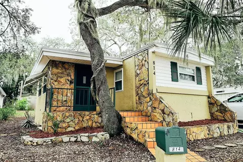 814 Elkan Dr, Tarpon Springs, FL 34689
