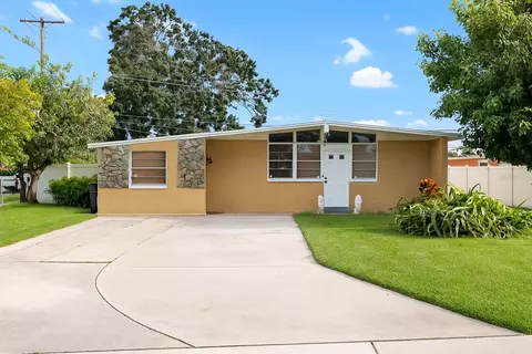 4417 W Paris St, Tampa, FL 33614