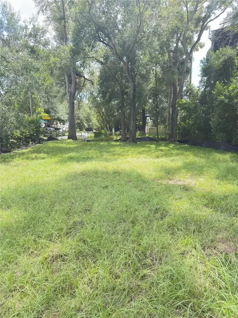 804 E Knollwood St, Tampa, FL 33604