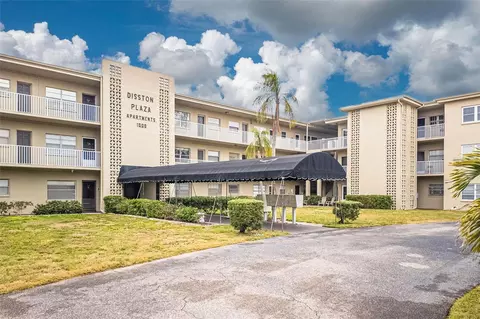 1000 49th St N #307, Saint Petersburg, FL 33710