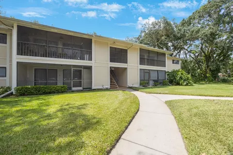 6012 Laketree Ln #F, Temple Terrace, FL 33617
