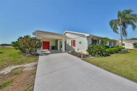 218 Glenellen Pl, Sun City Center, FL 33573