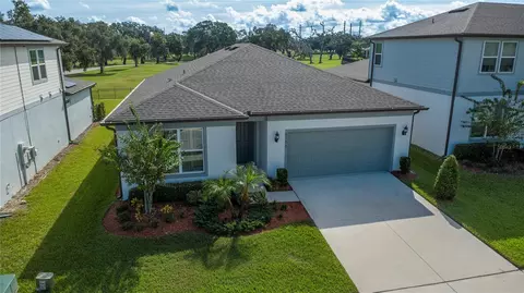 6156 Bradford Woods Dr, Zephyrhills, FL 33542