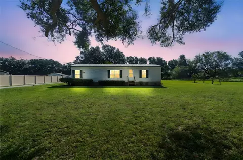 4608 Wyley Ave, Plant City, FL 33567