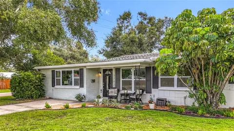 3702 W Wallace Ave, Tampa, FL 33611