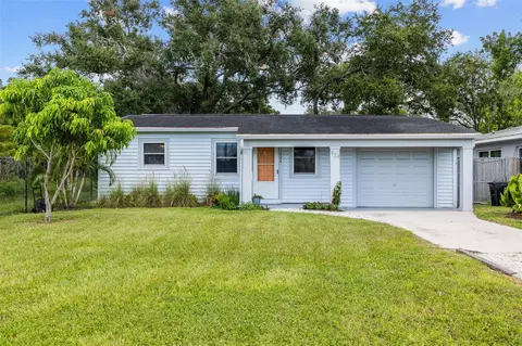 924 55th St S, Gulfport, FL 33707