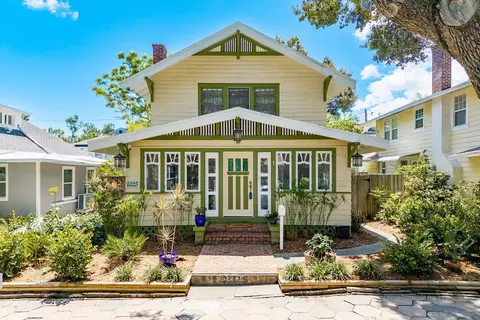 322 12th Ave NE, Saint Petersburg, FL 33701