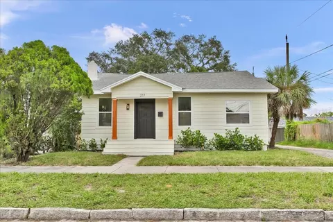 217 38th St N, Saint Petersburg, FL 33713