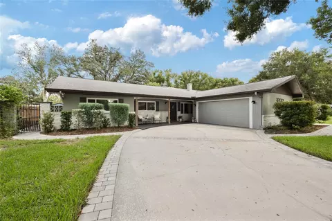 11331 N Oakleaf Ave, Tampa, FL 33612