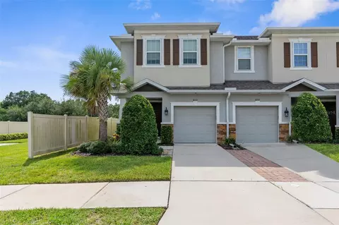 1053 Amber Leaf Trl, Wesley Chapel, FL 33544