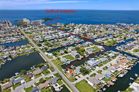 13727 Gene Rossi Ave, Hudson, FL 34667