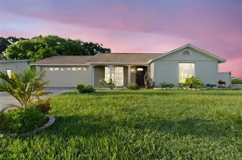 7135 Flaggler Dr, Port Richey, FL 34668