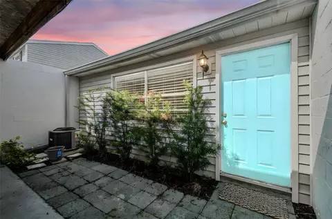 11922 Dietz Dr, Tampa, FL 33626
