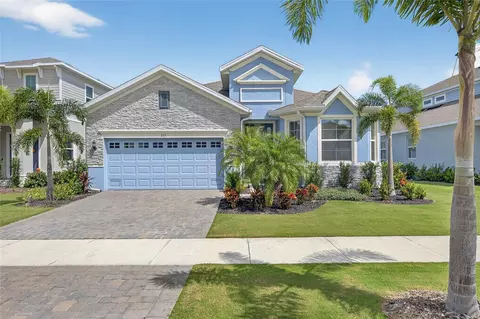 977 Signet Dr, Apollo Beach, FL 33572