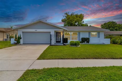 8159 129th St N, Seminole, FL 33776