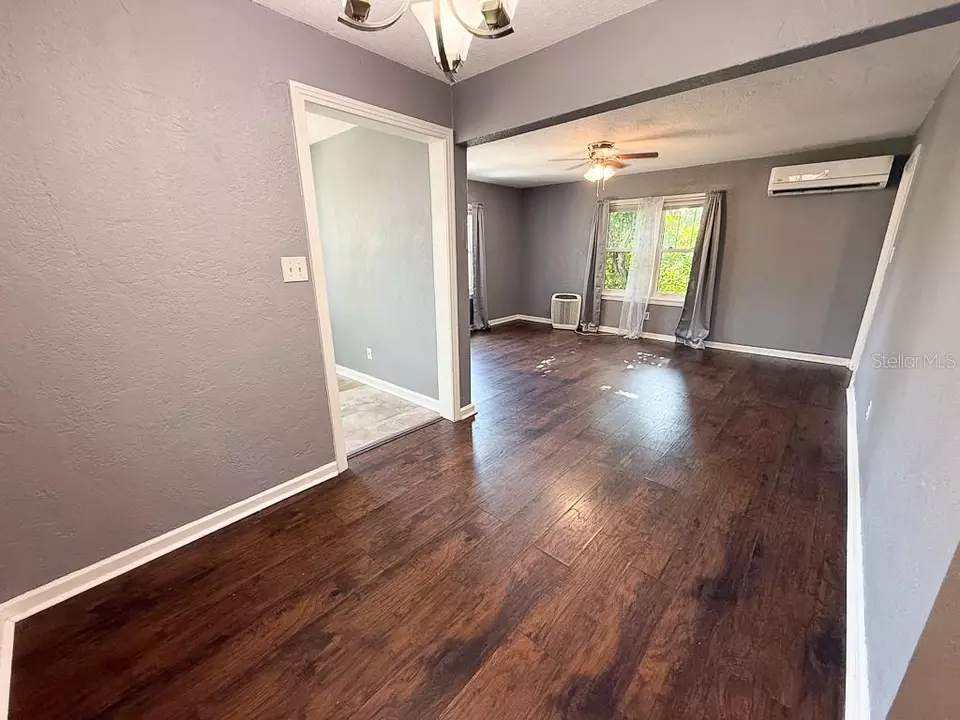Living - 2434 9th Ave N, Saint Petersburg, FL 33713 photo 6 of 8