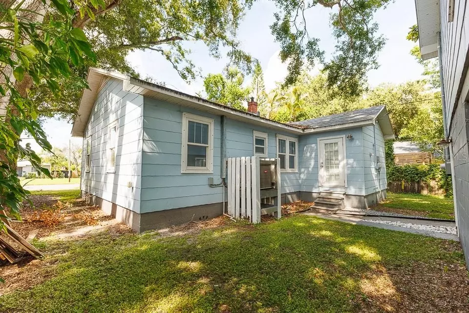 Exterior - 2434 9th Ave N, Saint Petersburg, FL 33713 photo 3 of 9