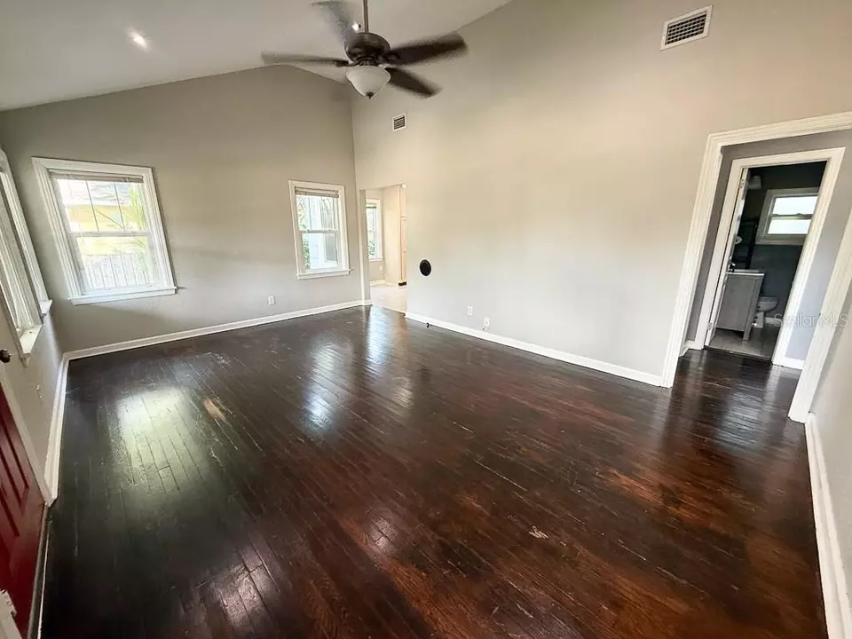 Living - 2434 9th Ave N, Saint Petersburg, FL 33713 photo 1 of 8