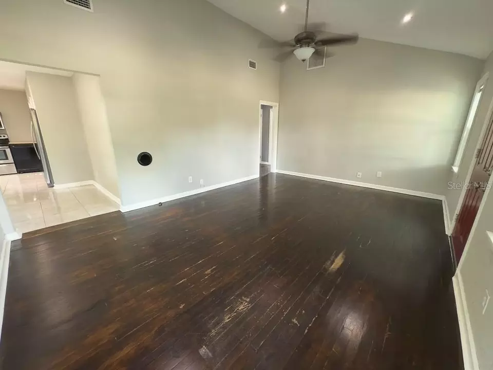 Living - 2434 9th Ave N, Saint Petersburg, FL 33713 photo 4 of 8
