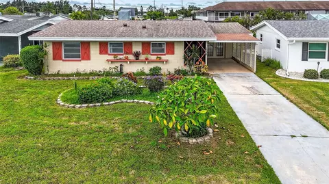 1208 Beach Blvd, Sun City Center, FL 33573