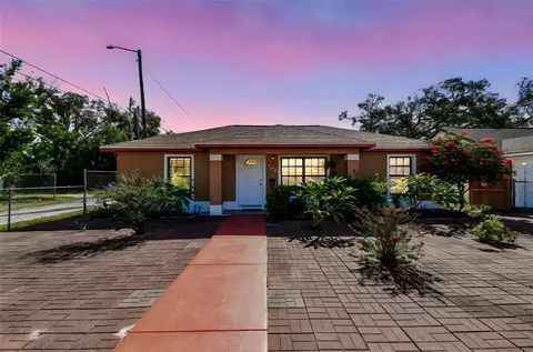 460 48th St S, Saint Petersburg, FL 33711