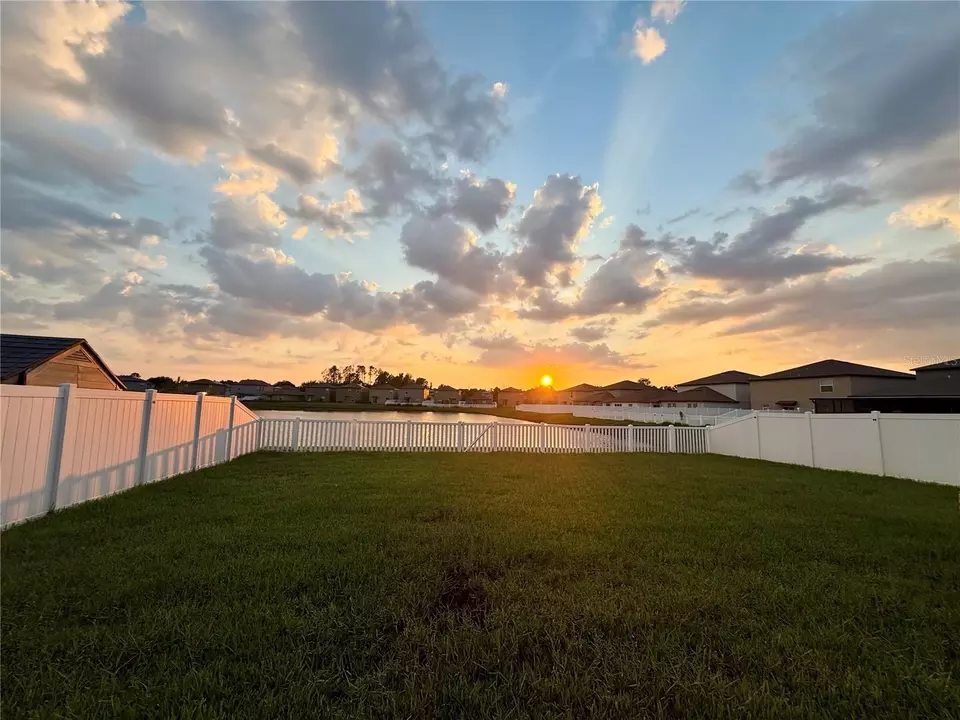 Exterior - 12723 Tripoli Ave, Riverview, FL 33579 photo 5 of 6