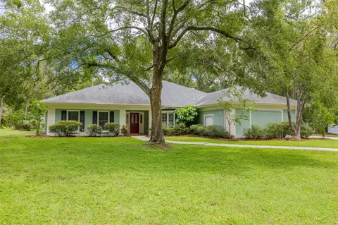 10905 Spur Ct, Tampa, FL 33626