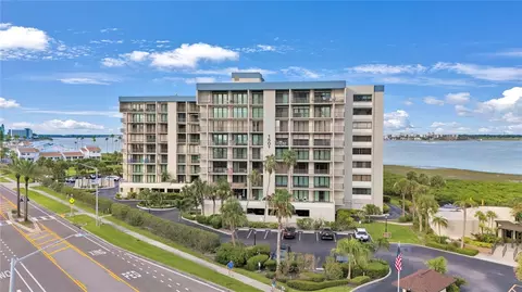 1501 Gulf Blvd #305, Clearwater Beach, FL 33767