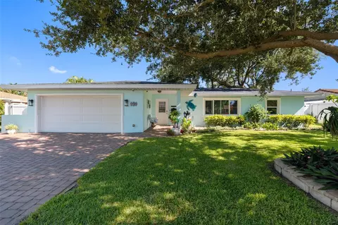 1131 45th Ave NE, Saint Petersburg, FL 33703