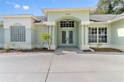 9400 Merriweather Dr, Weeki Wachee, FL 34613