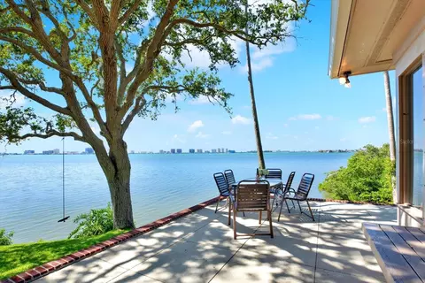 4 Baybrook Pl, Belleair, FL 33756