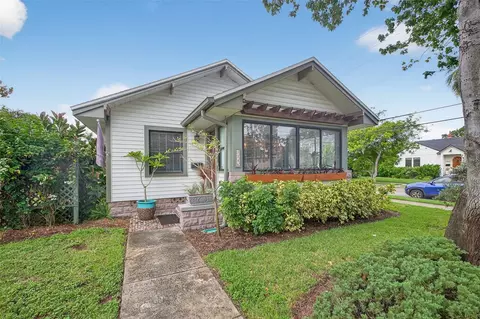1146 17th Ave N, Saint Petersburg, FL 33704
