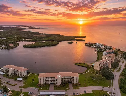 8251 Brent St #918, Port Richey, FL 34668
