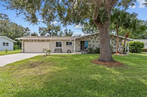 2356 Mangrum Dr, Dunedin, FL 34698
