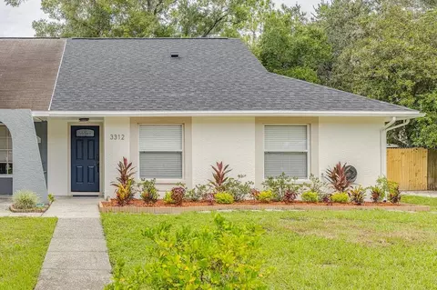 3312 Fox Lake Dr, Tampa, FL 33618