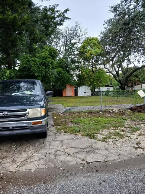 8606 N Alaska St, Tampa, FL 33604